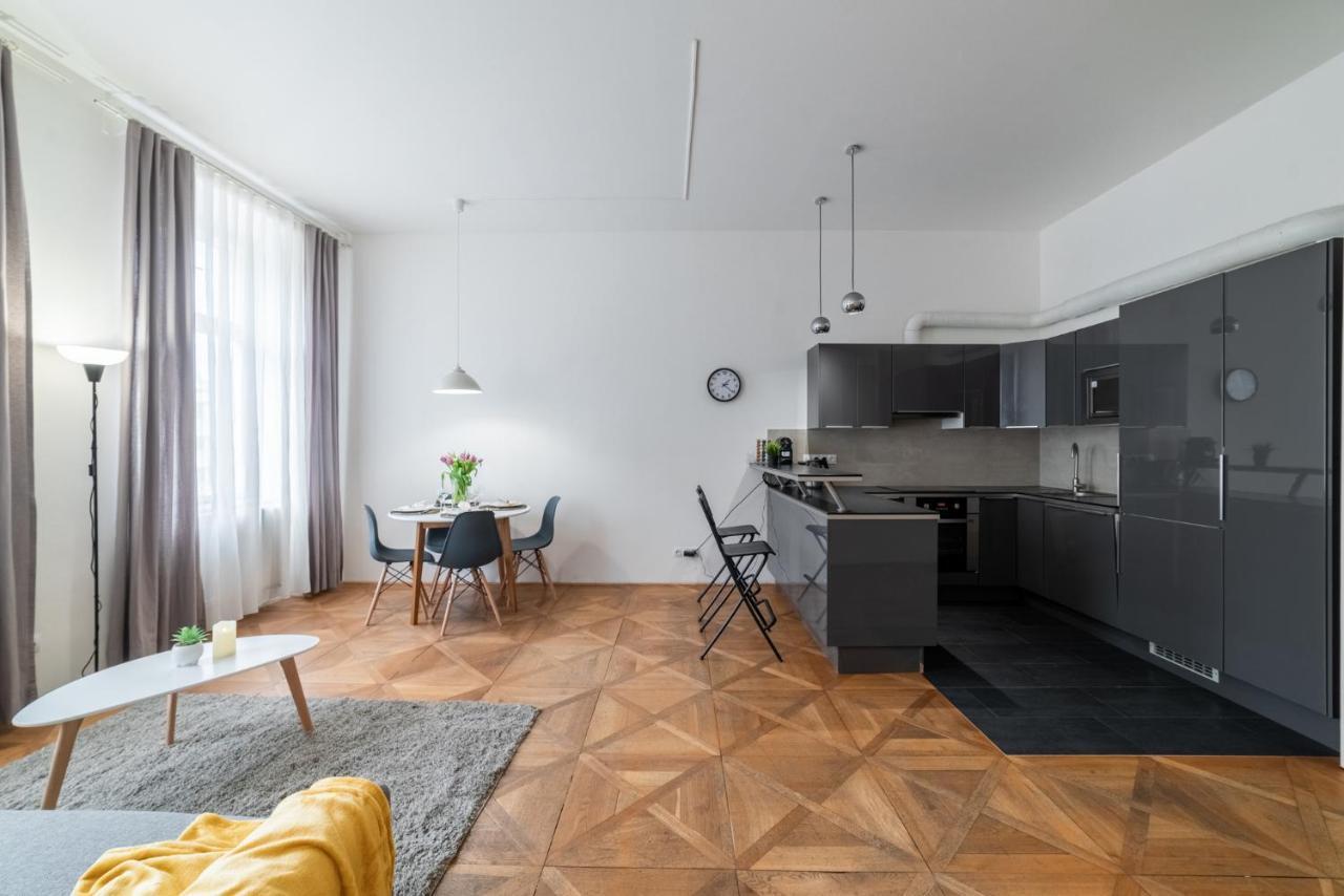 Exclusive Apartment Near Kafka'S Head Praga Exterior foto